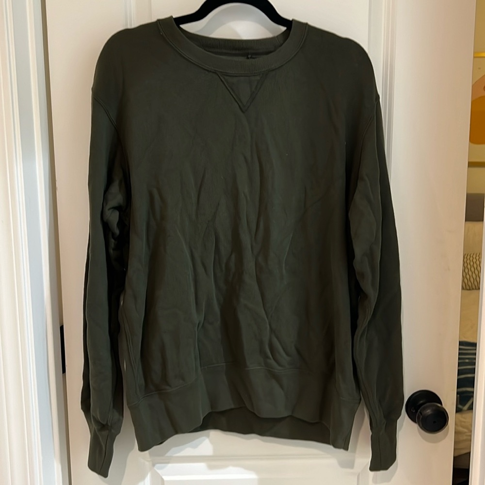 Uniqlo crew neck